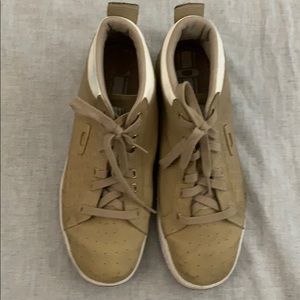 Oakley Athletic High-Top Sneakers/Hikers